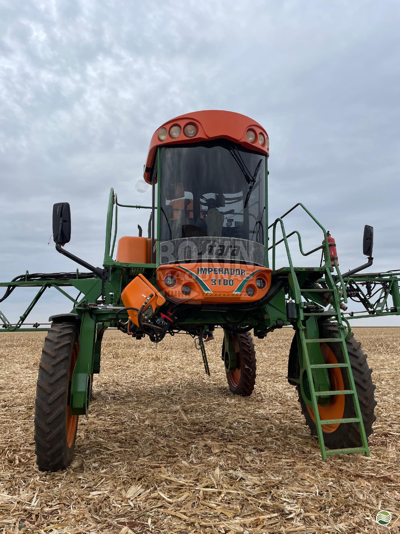 PULVERIZADOR STARA IMPERADOR 3100 Tração 4x4 Borin Máquinas - Landini JARDIM MATO GROSSO DO SUL MS